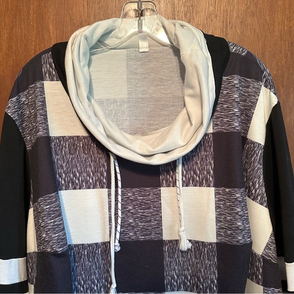 Plaid Cowl Neck Top - Picture 2 of 5